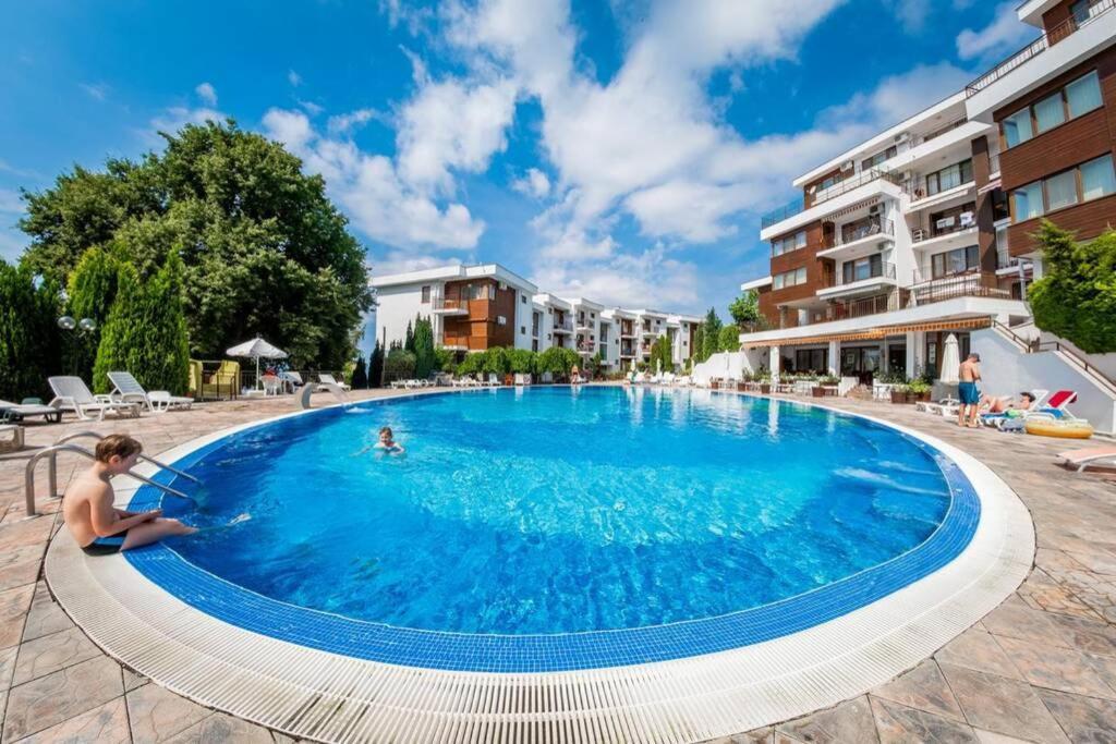 Messambria Fort Beach - Premium Apartments Elenite Buitenkant foto
